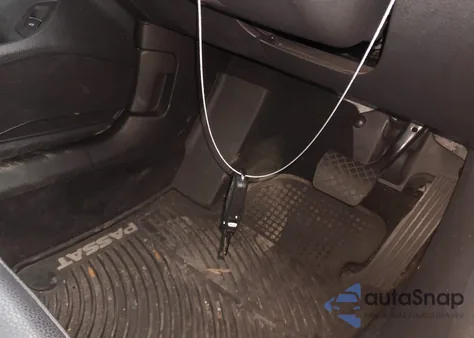 2012 Volkswagen Passat 2.5L Sel из США, поврежденный, VIN 1VWCH7A35CC059990